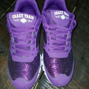 Glam purple crazy train tennis shoe
